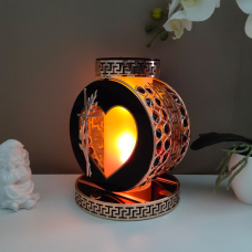 Лампадка велика ажурна золотиста на сонячній батареї Witraz Serce Premium Black